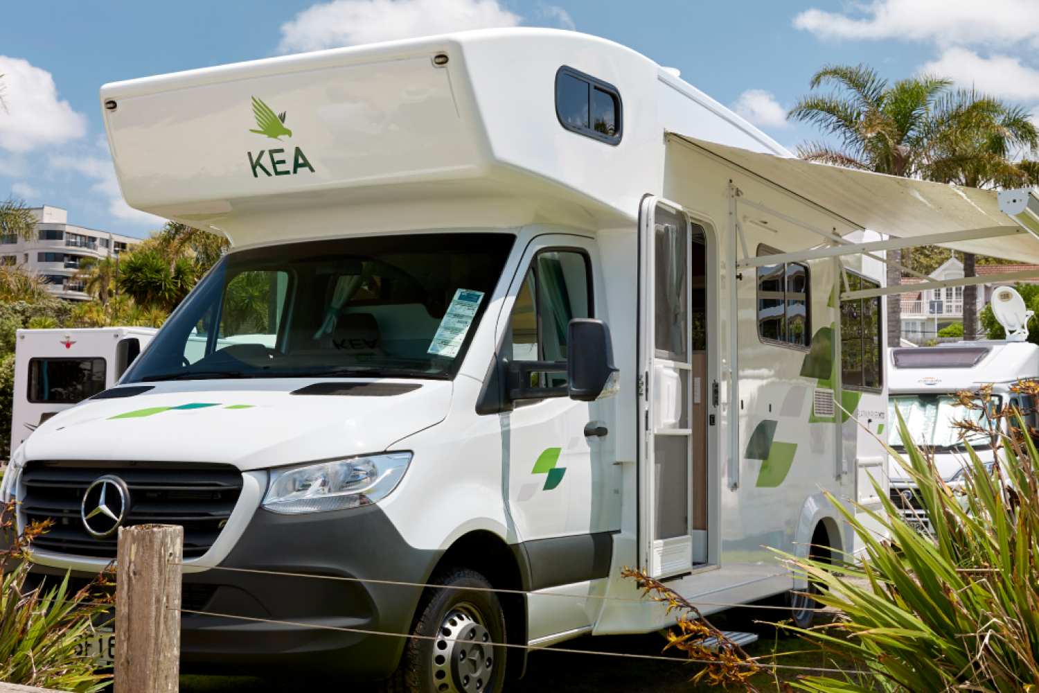 motorhome at campground KEA